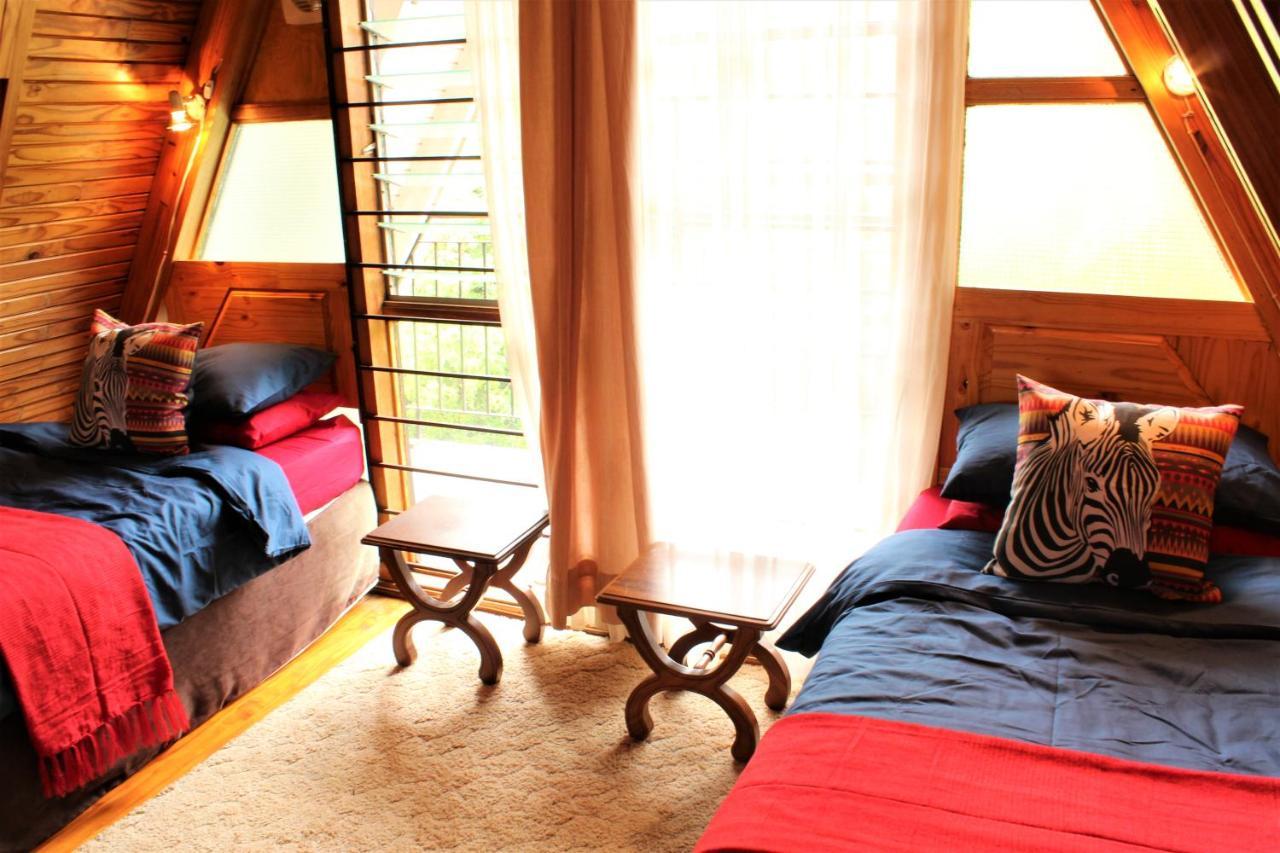 Serenity Graskop, 3 Bedroom A-Frame Cottage エクステリア 写真