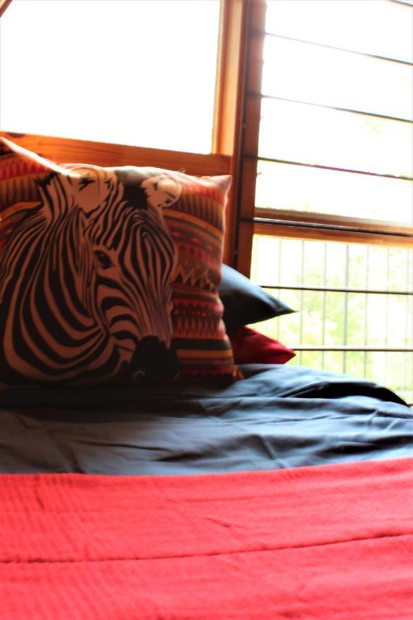 Serenity Graskop, 3 Bedroom A-Frame Cottage エクステリア 写真