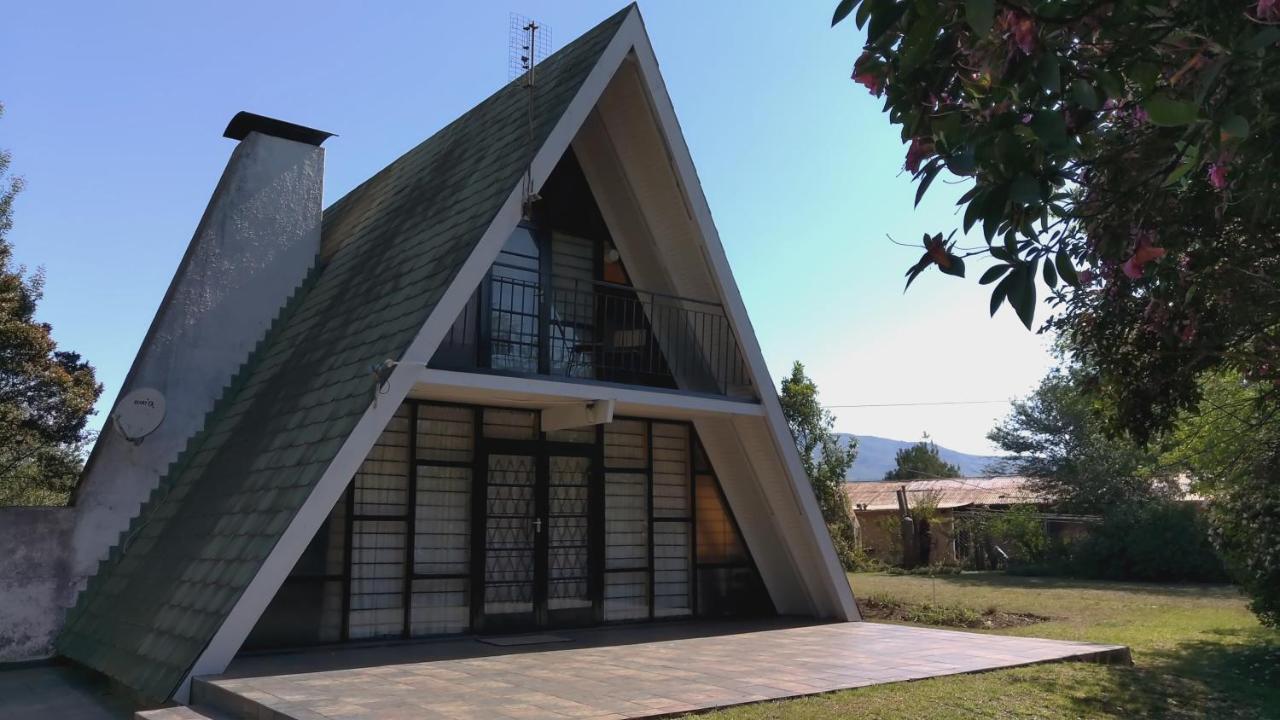 Serenity Graskop, 3 Bedroom A-Frame Cottage エクステリア 写真