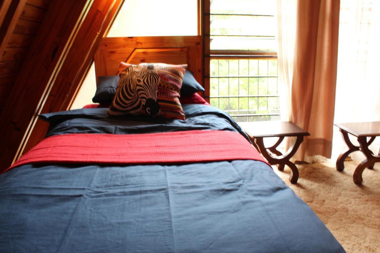 Serenity Graskop, 3 Bedroom A-Frame Cottage エクステリア 写真