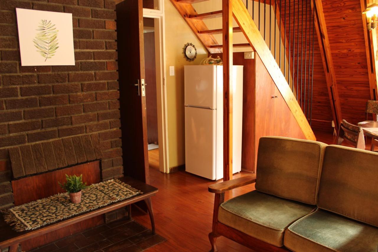 Serenity Graskop, 3 Bedroom A-Frame Cottage エクステリア 写真