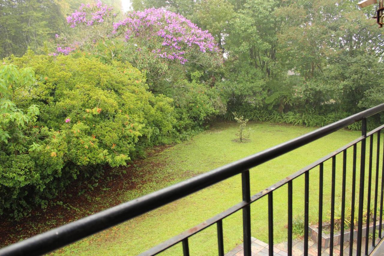 Serenity Graskop, 3 Bedroom A-Frame Cottage エクステリア 写真