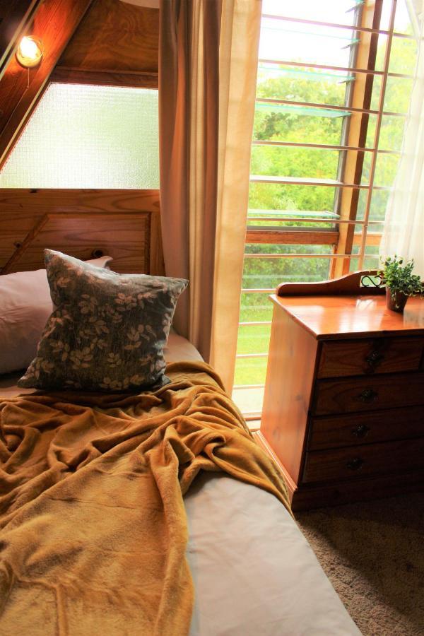 Serenity Graskop, 3 Bedroom A-Frame Cottage エクステリア 写真